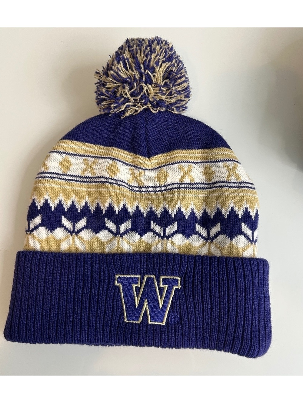 University of Washington UW Huskies BECU Promo Beanie Hat Purple & Gold